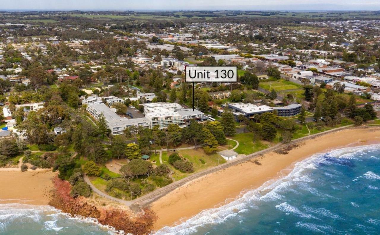 130 At The Waves Apartment Cowes Bagian luar foto